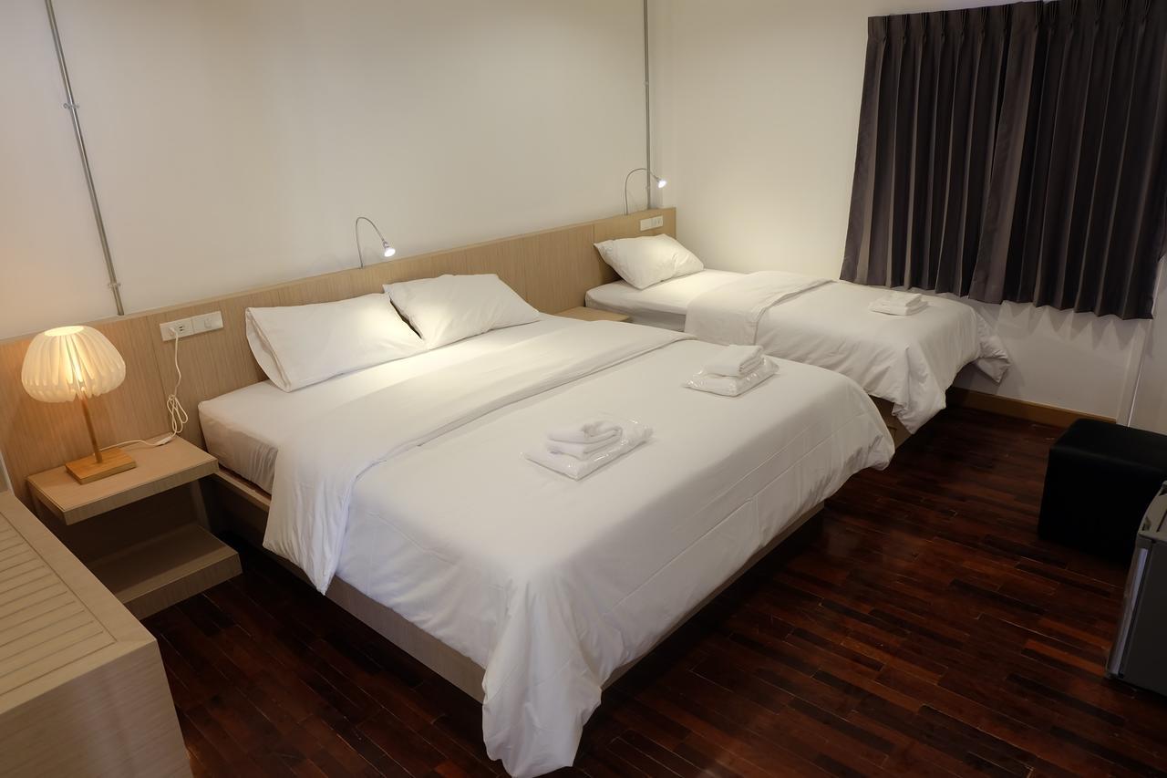 F Plus F Hostel Chiang Mai Buitenkant foto